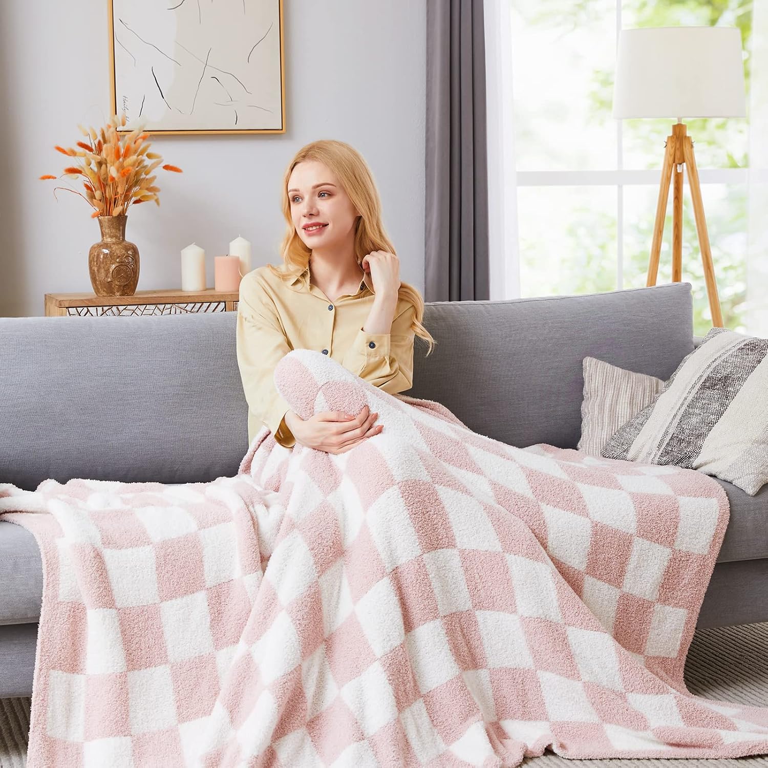 WRENSONGE Checkered Throw Blanket, Pink Soft Cozy Fluffy Warm Hand Made Weave Throw Blankets for