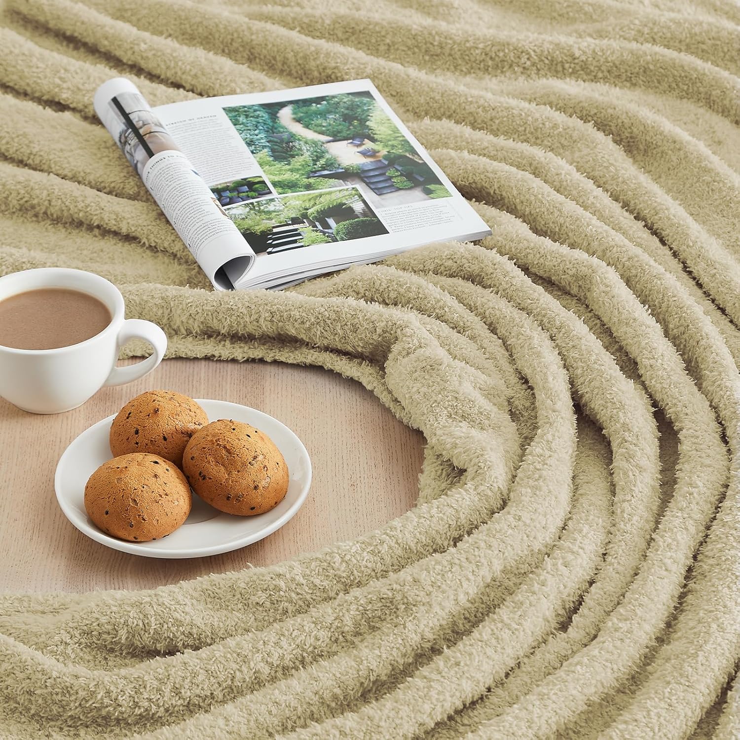 CYMULA Super Soft Twin Size Beige Knit Throw Blanket - Lightweight Plush Fuzzy Fluffy Warm Cozy