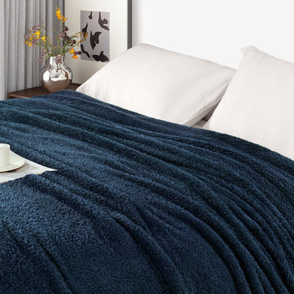Exclusivo Mezcla Fleece Blanket for Couch, Soft and Cozy Queen Blankets for Women Men Girls Kids, Suitable for All Seasons, Navy Blue, 90x90 Inches