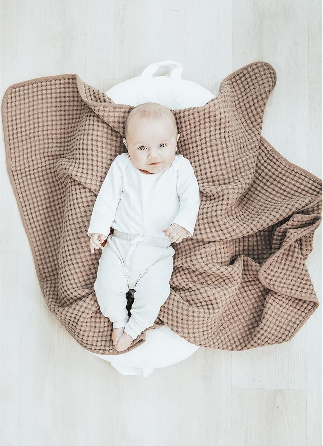 Konssy Waffle Baby Blanket - Soft & Cozy Nursery Swaddle Blanket, Lightweight Toddler Throw for