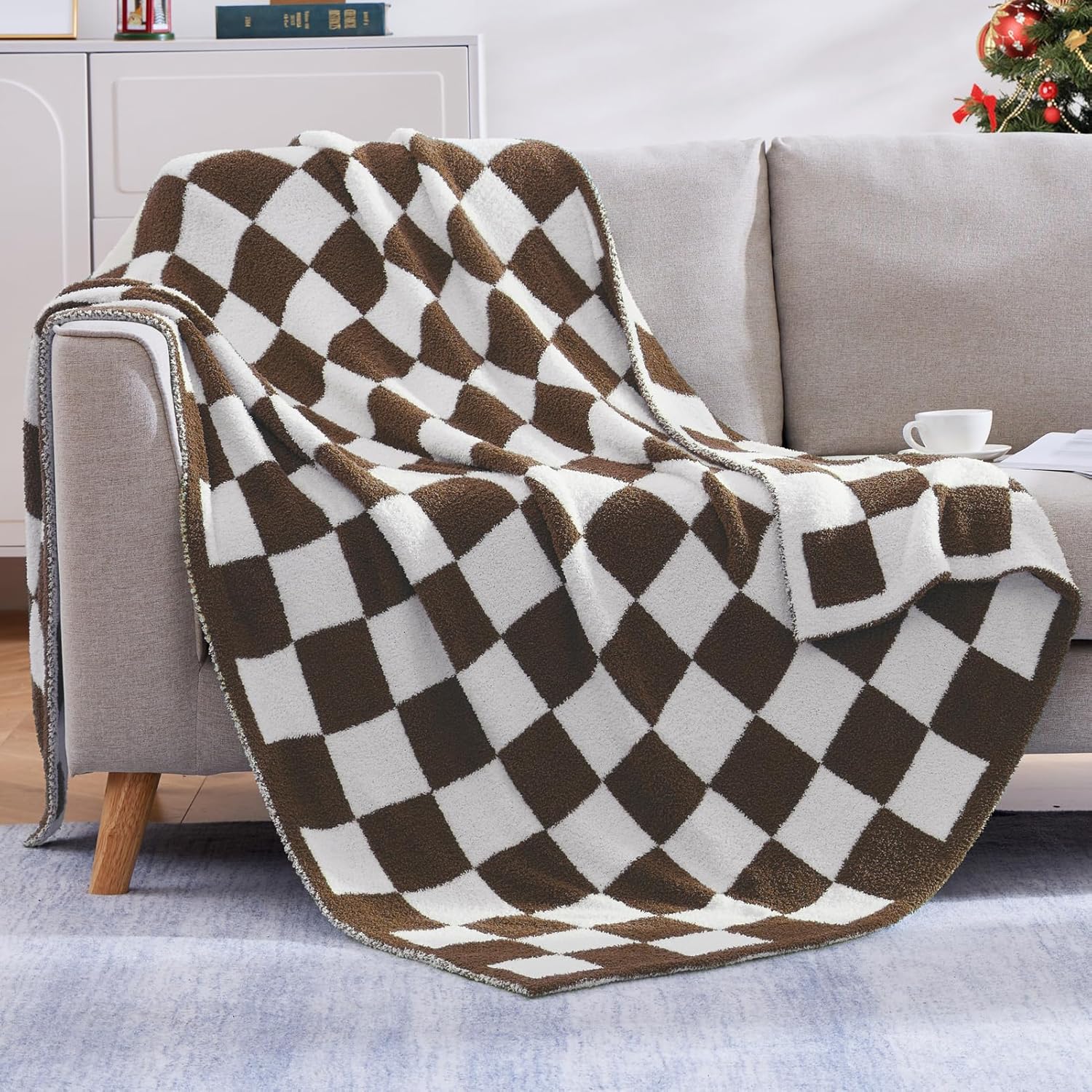 WRENSONGE Checkered Throw Blanket, Coffee Soft Cozy Fluffy Warm Hand Made Throw Blankets for Couch