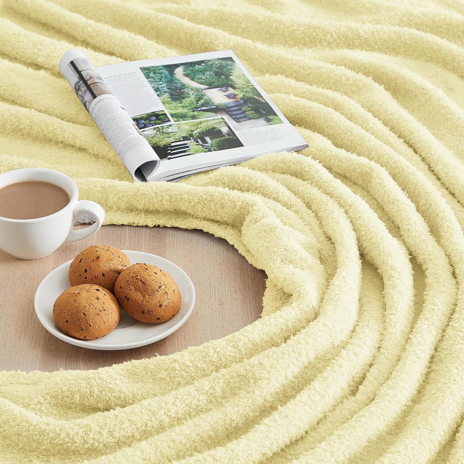 CYMULA Knit Throw Blanket for Couch Yellow - Super Soft Lightweight Plush Fuzzy Fluffy Cozy