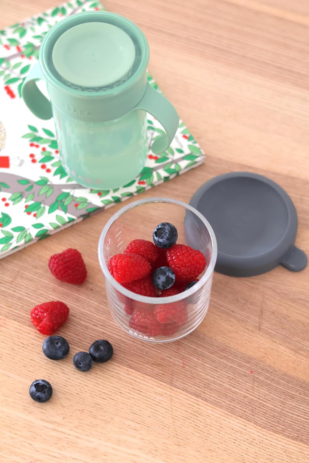 BEABA 8 oz Glass Baby Food Jars with Soft Silicone Air Tight Lids, Glass Storage Containers with