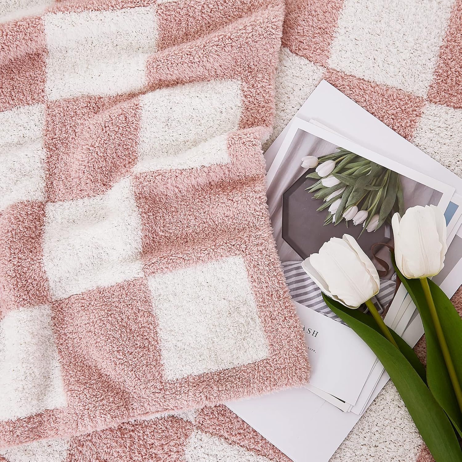 WRENSONGE Checkered Throw Blanket, Pink Soft Cozy Fluffy Warm Hand Made Throw Blankets for Couch