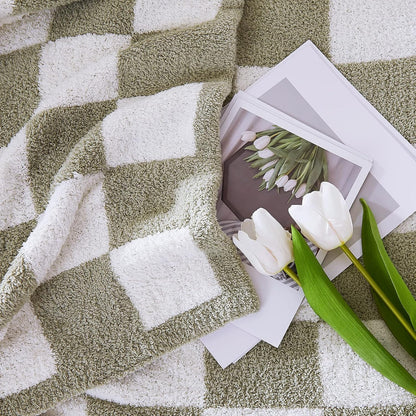 WRENSONGE Checkered Throw Blanket, Sage Green Soft Cozy Fluffy Warm Hand Made Throw Blankets for