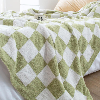 SeaRoomy Checkered Blanket, Ultra Soft Knitted Blanket Queen Size, Warm Cozy Fluffy Microfiber