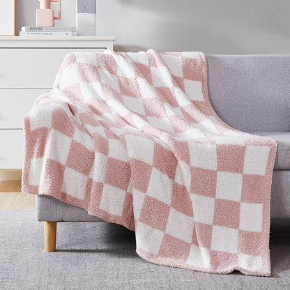 WRENSONGE Checkered Throw Blanket, Pink Soft Cozy Fluffy Warm Hand Made Throw Blankets for Couch