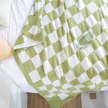 SeaRoomy Checkered Blanket, Ultra Soft Knitted Blanket Queen Size, Warm Cozy Fluffy Microfiber