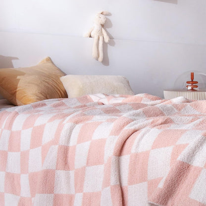 SeaRoomy Checkered Blanket, Ultra Soft Cozy Knit Throw Blanket Queen Size, Warm Fluffy Reversible
