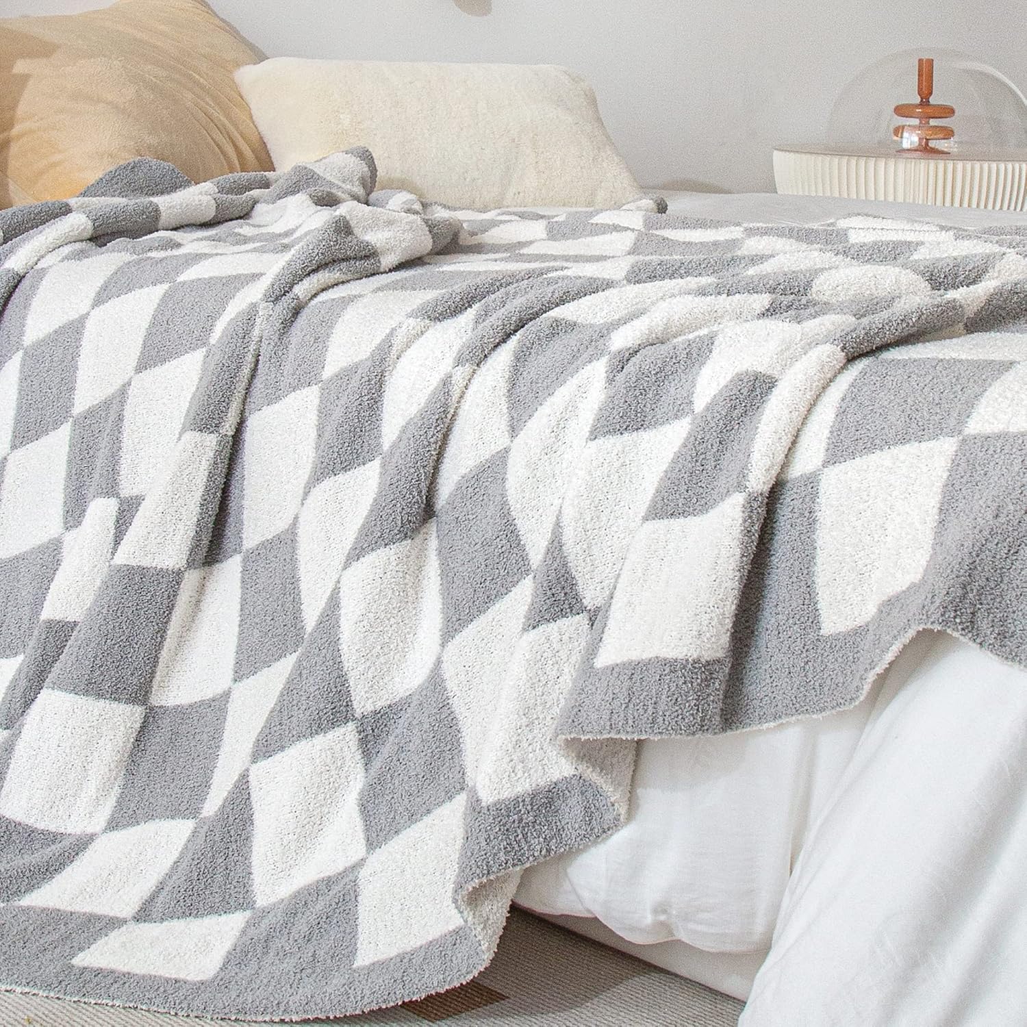 SeaRoomy Checkered Throw Blanket, Soft Cozy Fluffy Reversible Checkerboard Knitted Throw Blanket